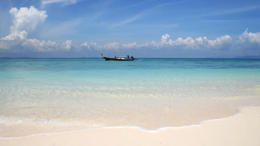 A Long Tail boat on Bamboo Island