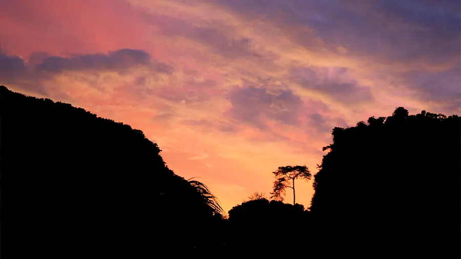 Sunset at Phi Phi viewpoint